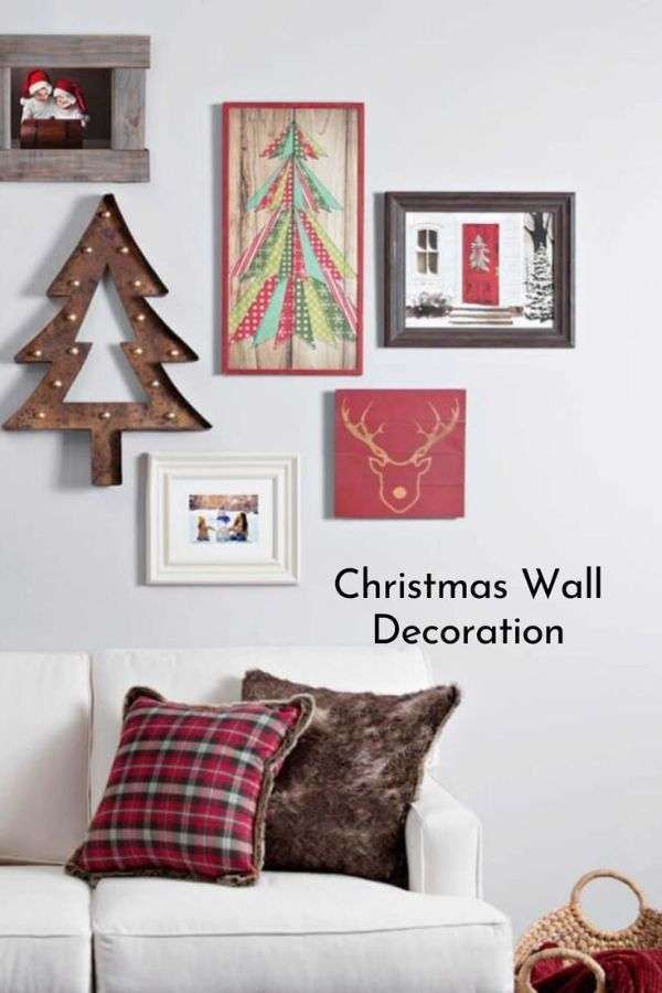 Christmas-Themed Wall Art