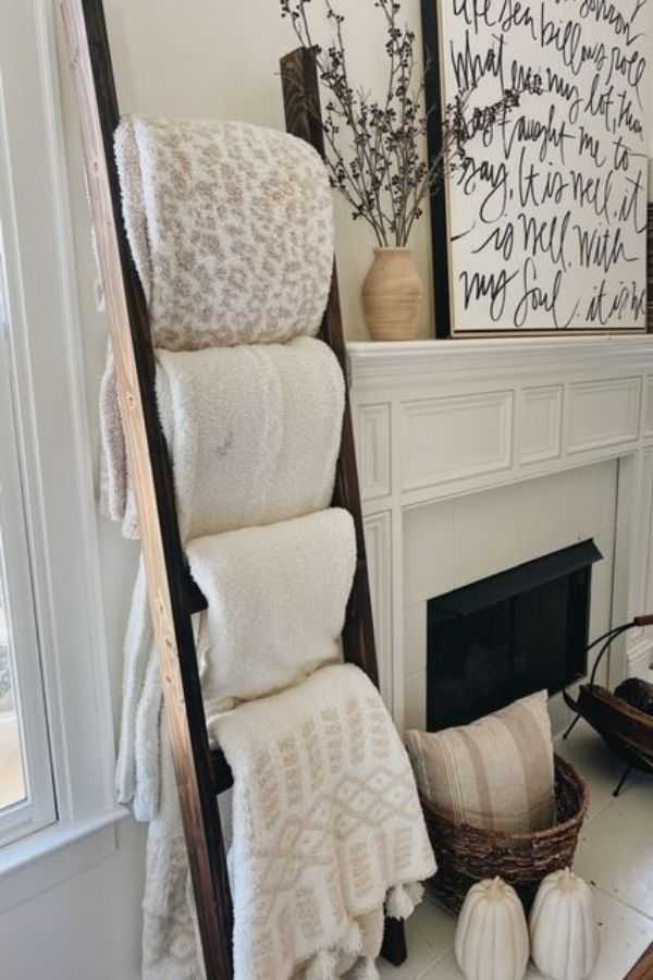 Farmhouse Ladder for Blankets