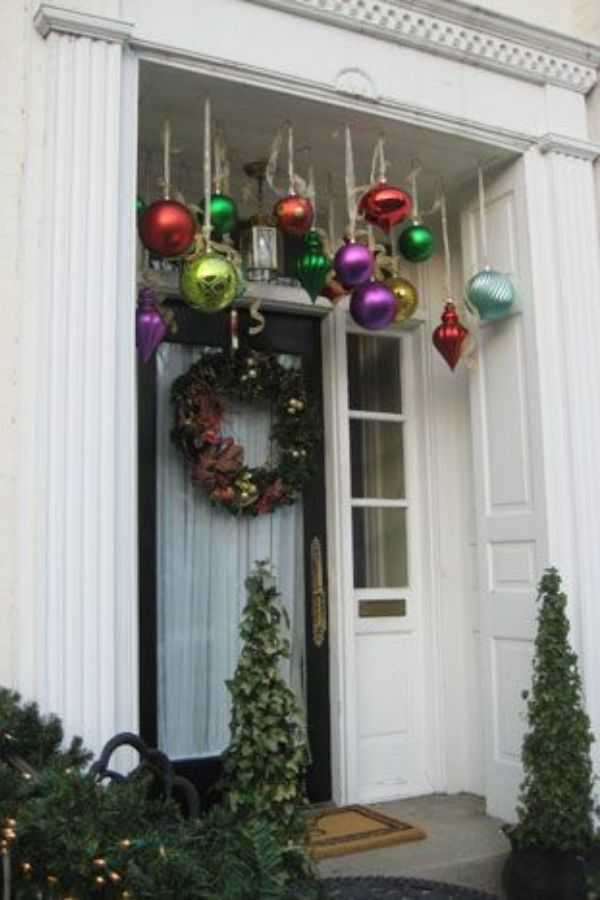 Rainbow Bauble Arch