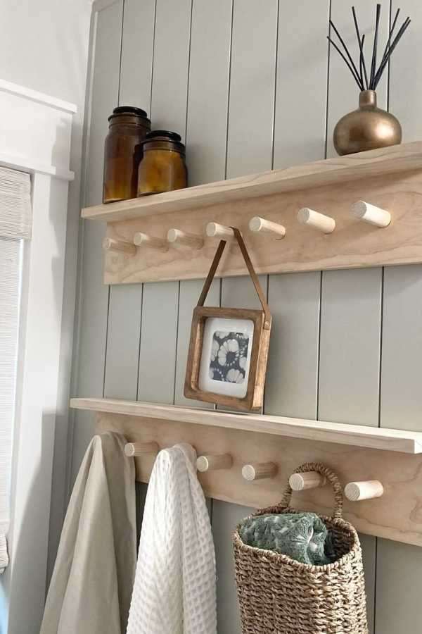 DIY-Wooden-Towel-Rack-small-bathroom-ideas